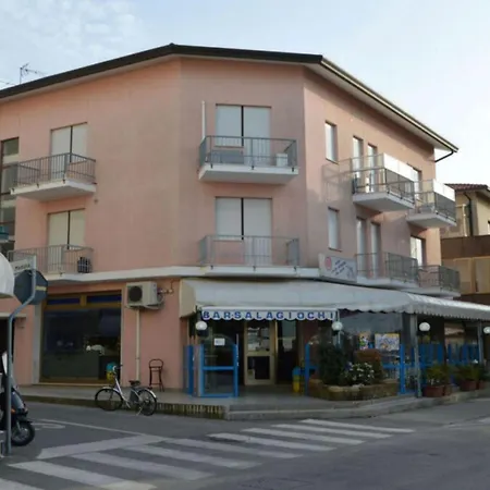 Homely Flat Close To The Apartment Caorle
